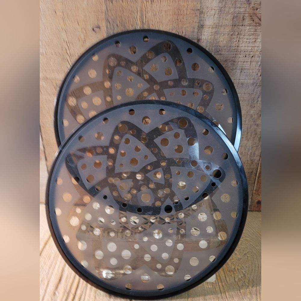 Pampered Chef Microwave Potato Chip Maker